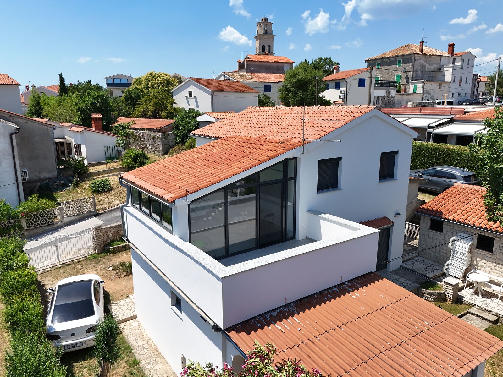 Zastakljena terasa / Glassed terrace